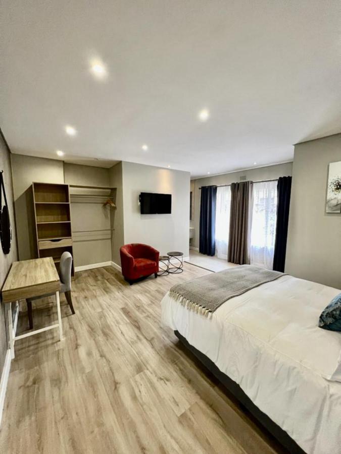 Le'Ciara Luxury Guest House Йоханнесбург Экстерьер фото